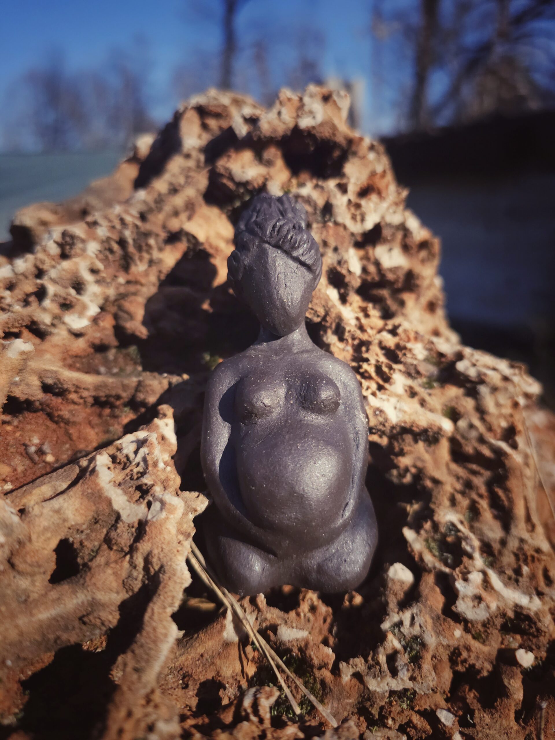 Matka - figurka kobiety w ciąży - obrazek 5